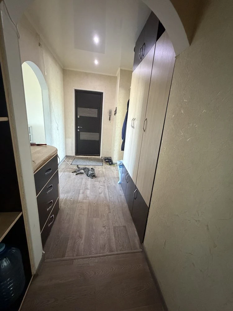 For Sale: Three-room apartment at 40 Oleksii Riznycenco Street