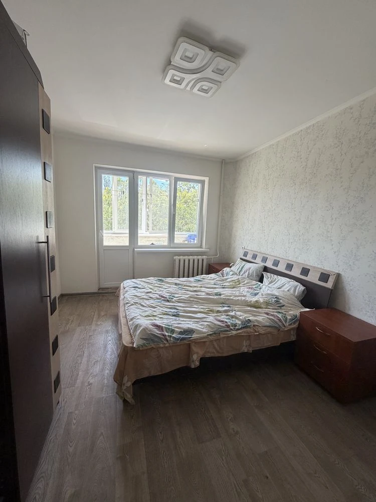 For Sale: Three-room apartment at 40 Oleksii Riznycenco Street