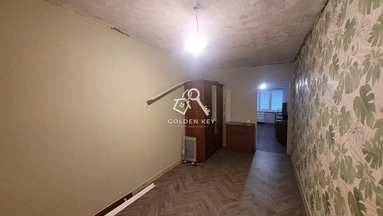 Продаж 3-кімнатної квартири на 4-Зарічному