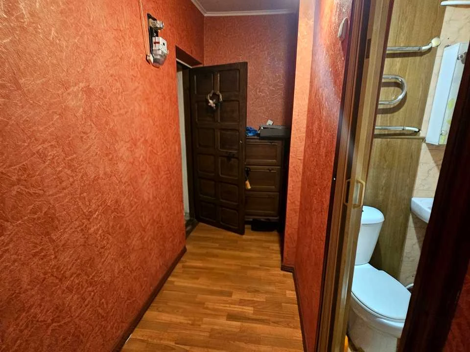 Apartment. Kryvyi Rih, Zakhisnykiv Azovstali Street (Nevska)