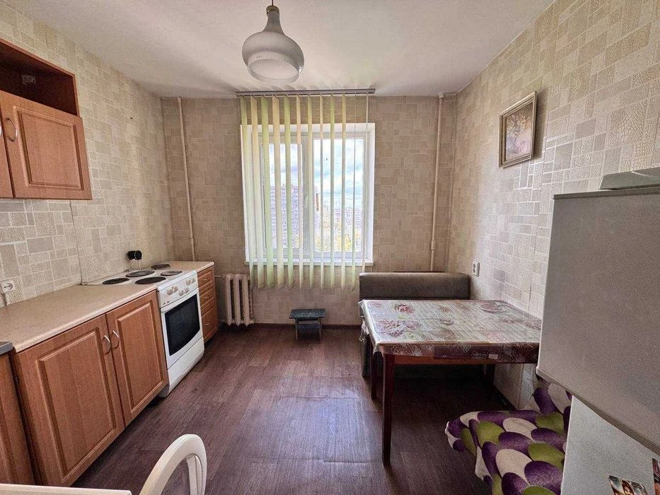 Продам 2 квартиру на Клочко-6 /Янтарная