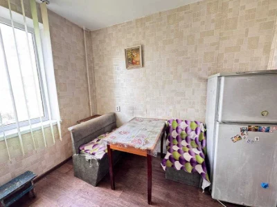 Продам 2 квартиру на Клочко-6 /Янтарная