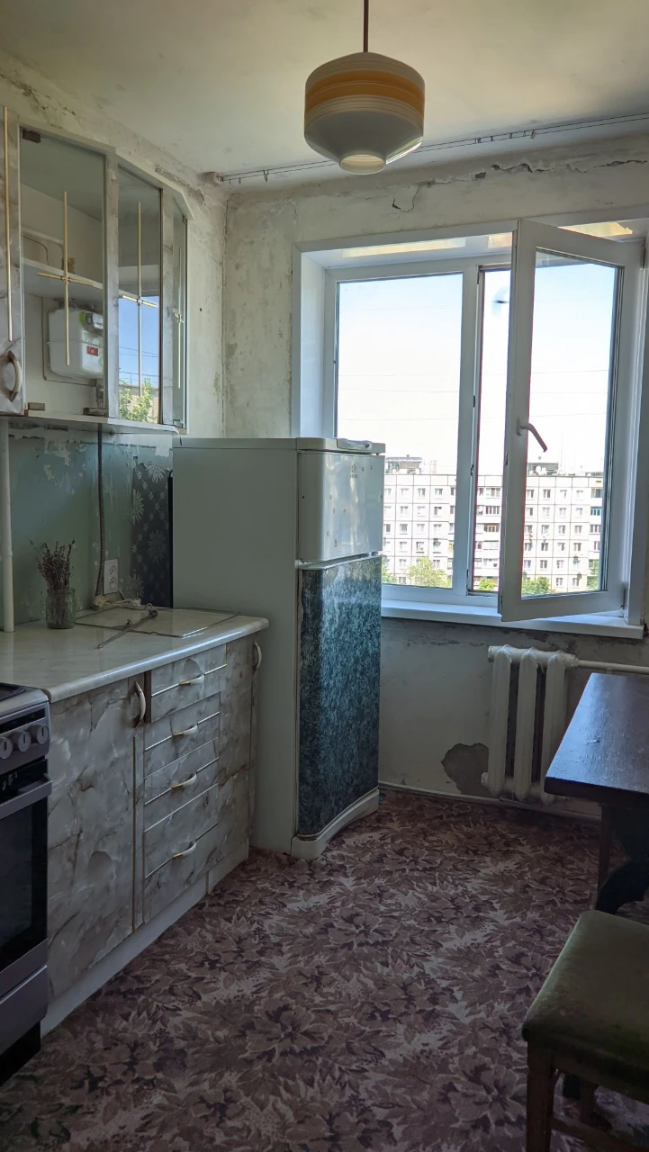 Sale of a 3-room apartment in Zarychny