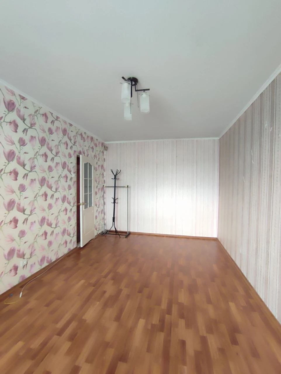 Продается 2х ком. квартира мн. Индустриальный