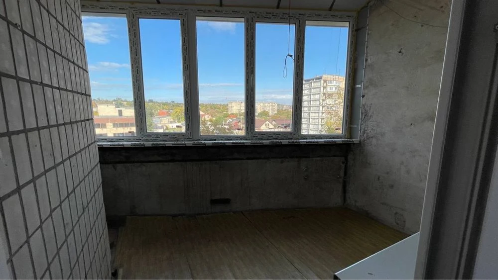 Sale or exchange for a 3-bedroom apartment on Ukrainian Street
