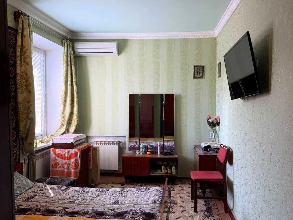 Apartment. Kryvyi Rih, Metalyrgiv Prospect