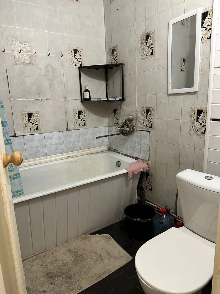 Продам квартиру в Кривому Розі, Автотехнікум, вулиця Єдуарда Фукса