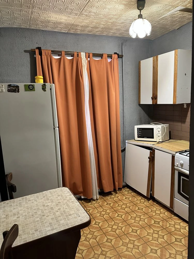 Продам квартиру в Кривому Розі, Автотехнікум, вулиця Єдуарда Фукса
