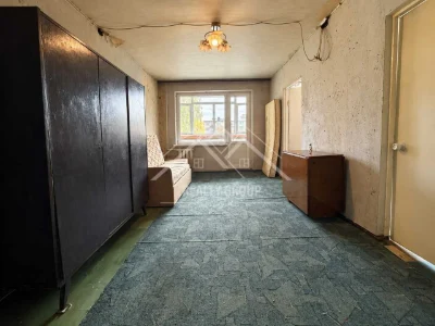 Sale of a 4-room apartment on Kostonavtyv – a good deal worth considering