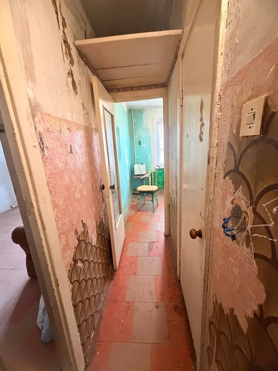 Продається компактна квартира на Косигіна, 17-й квартал