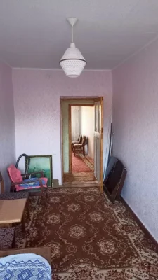 Продається 3-кімнатна квартира з меблями в районі Товстого (17 квартал)