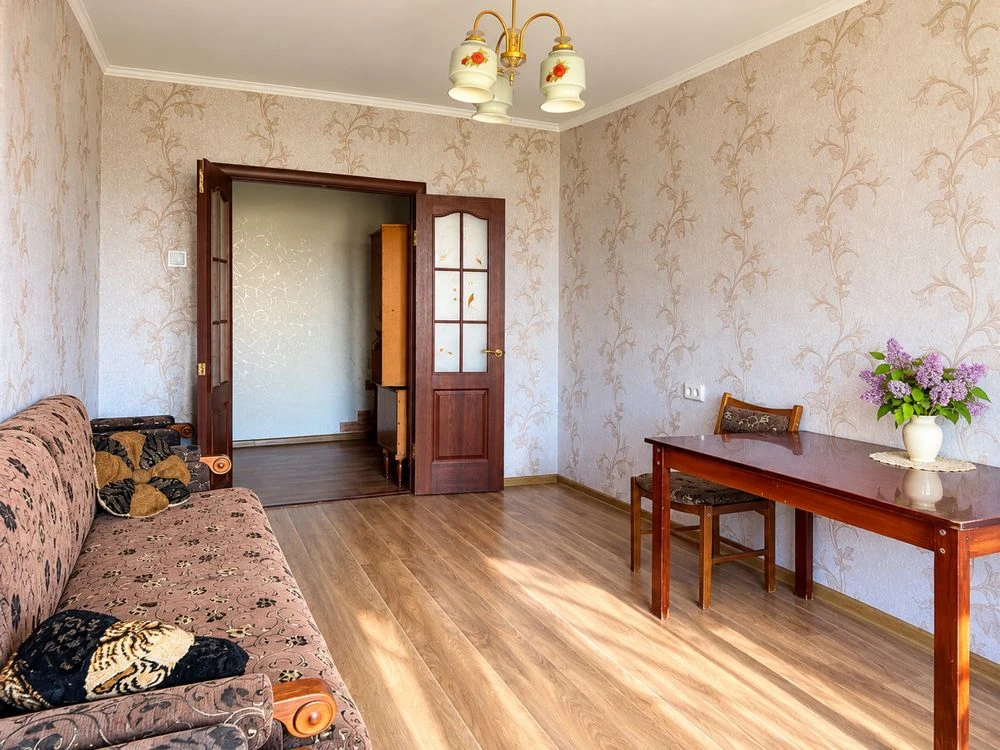 3-bedroom apartment | 5th Girnytsky | 6/9 | 25,000 $