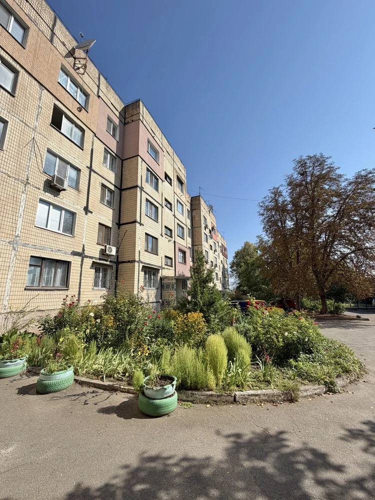 4 room apartment on Fedor Karamanets Street (Vatutina) in Uzhne district