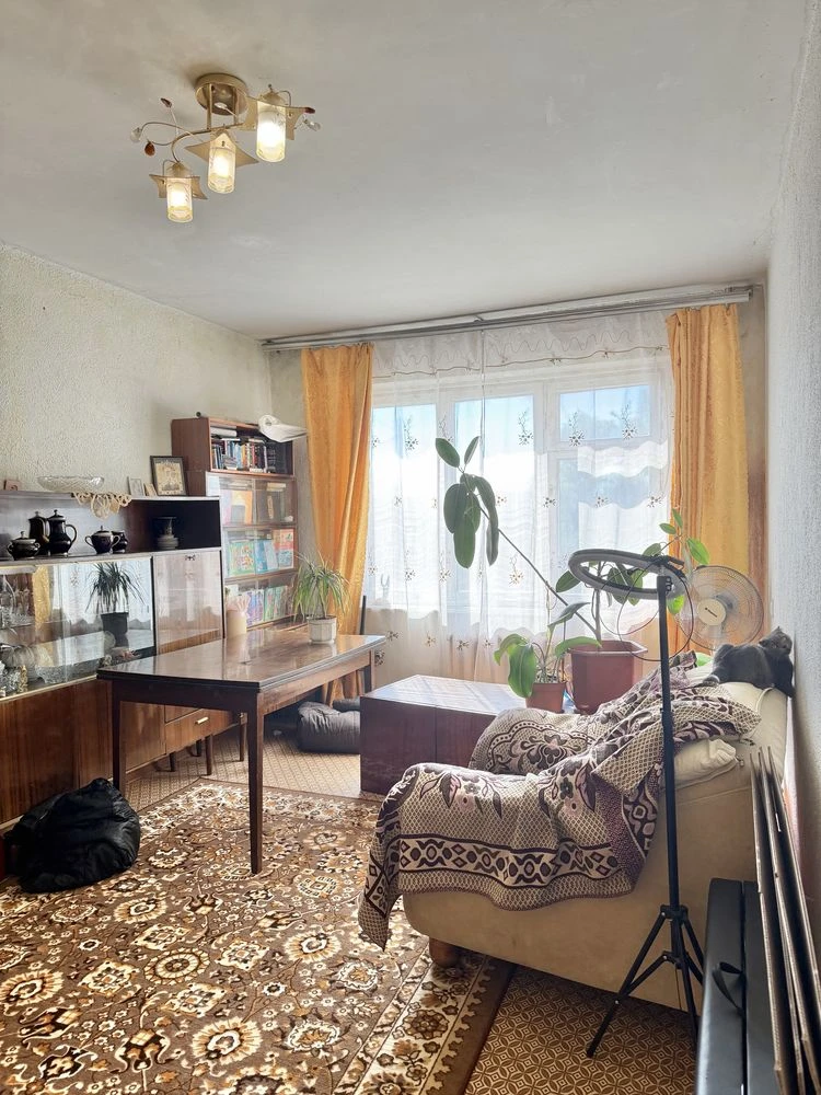 4 room apartment on Fedor Karamanets Street (Vatutina) in Uzhne district
