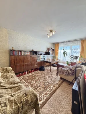 4 room apartment on Fedor Karamanets Street (Vatutina) in Uzhne district