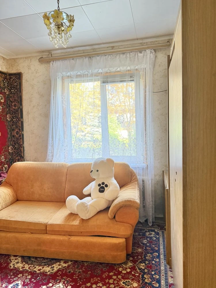 4 room apartment on Fedor Karamanets Street (Vatutina) in Uzhne district