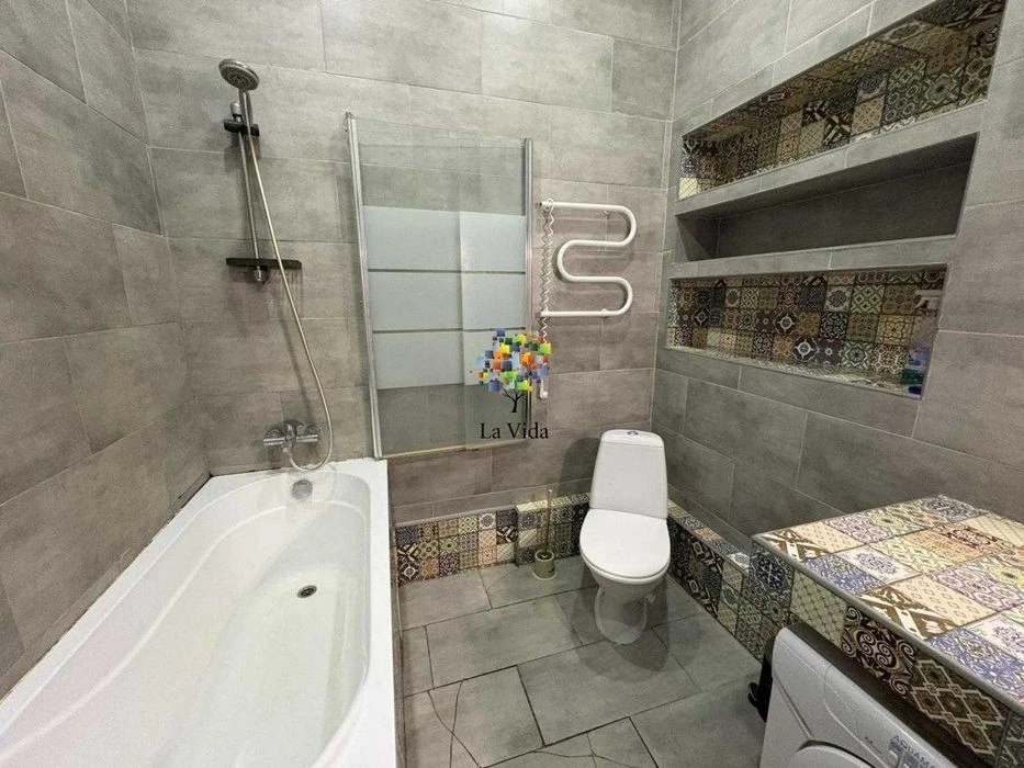 3-room apartment for sale in the heart of Podil! WITHOUT%
