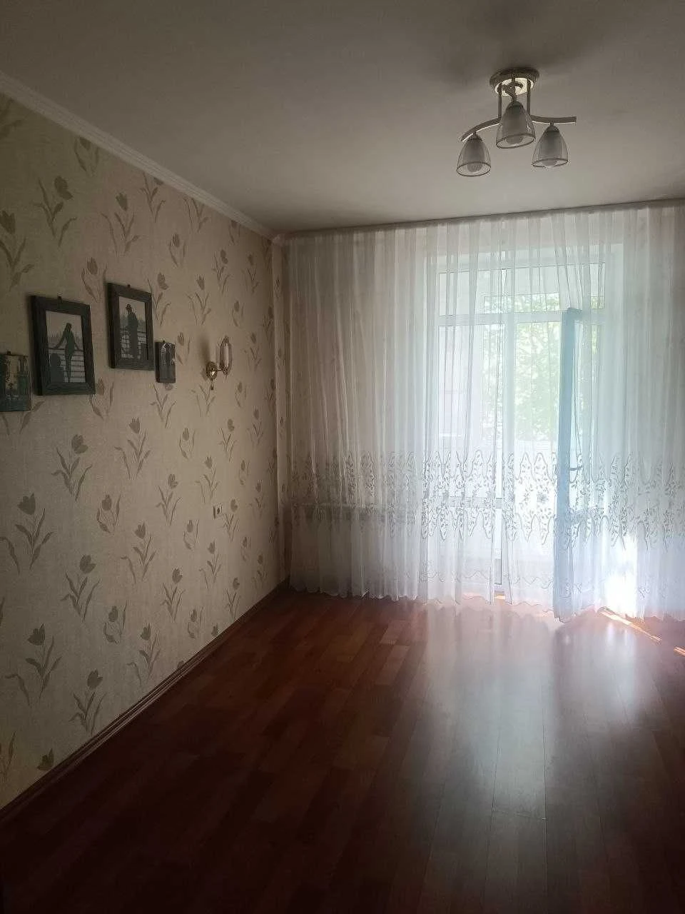 Продаж 2-кімнатна квартира, вул. Соборності (Відновлення, Сертифікат).