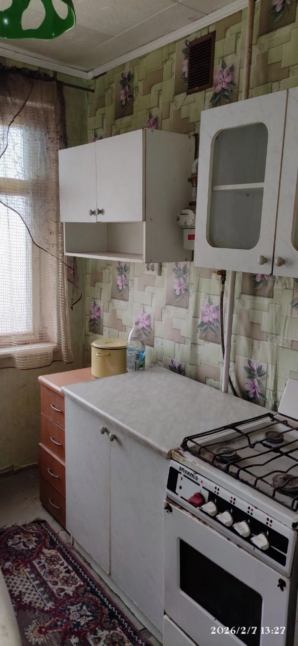 Продається 3 кімнатна квартира. Вулиця Чарівна. Тернівський район. Міська лікарня.