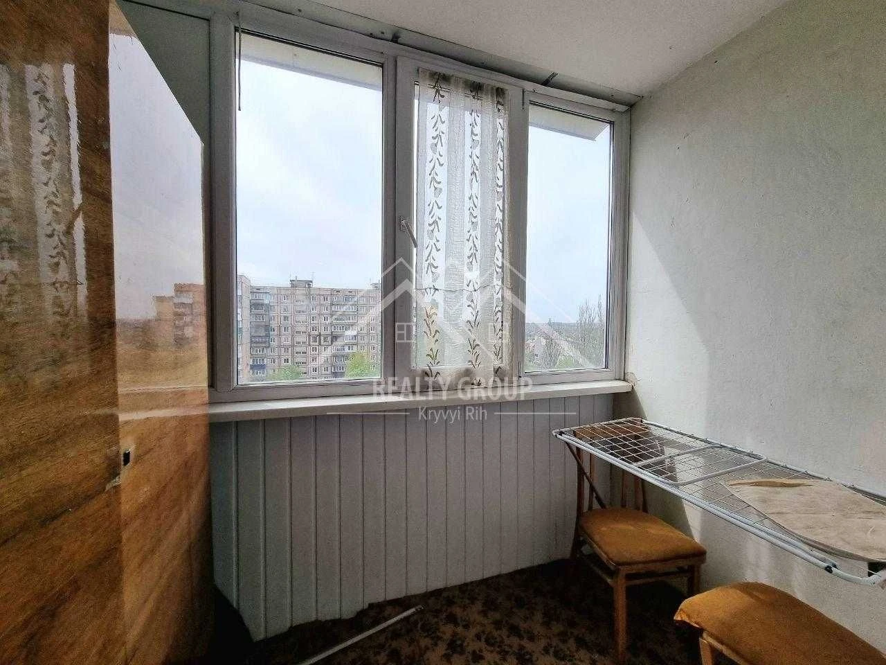 Sale of a spacious 3-bedroom apartment in Zarechnyy