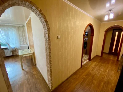 Продаж 3-кімнатної квартири (чешского типу) 5, Зарічний, недалеко от Бродвей