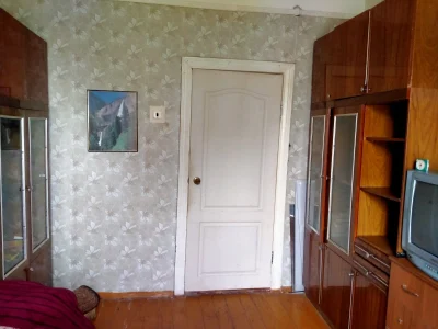 Продажа 1-комнатной квартиры с двором на Креси