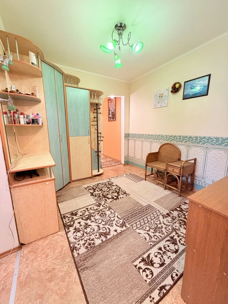 Продажа 5-комнатной квартиры в районе Кресу