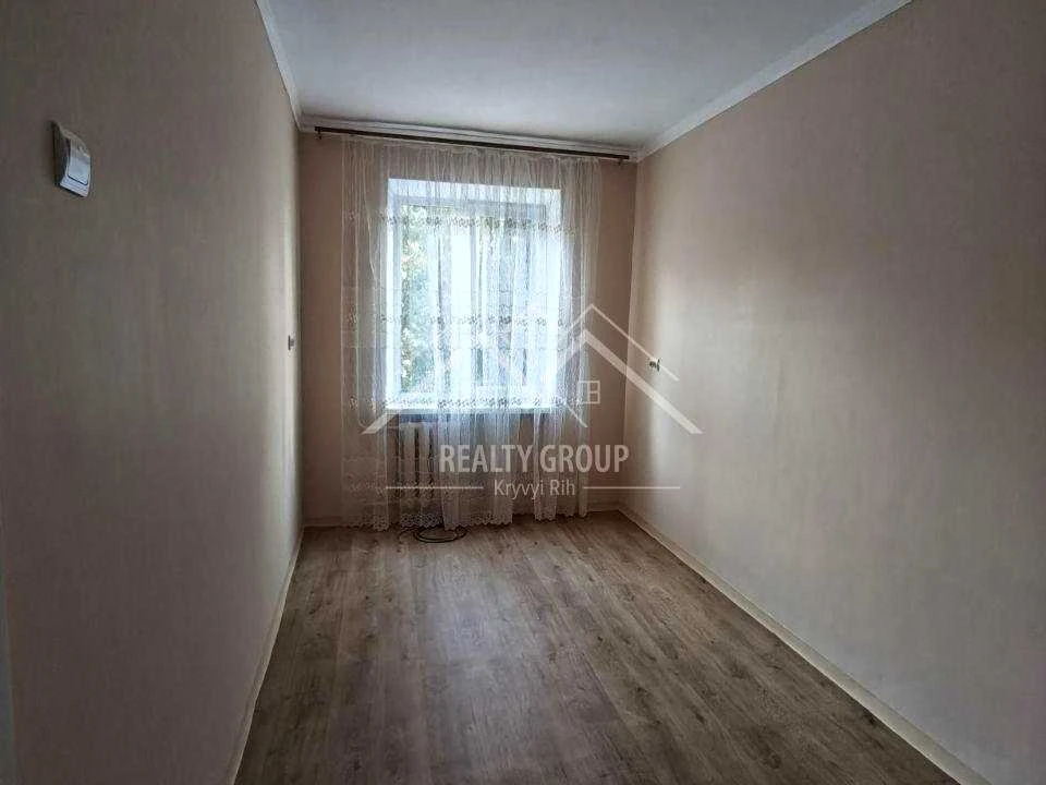 Apartment. Kryvyi Rih, Orzhonikidze Street