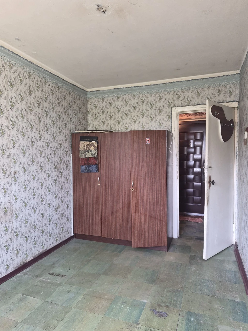 Продам 2х комн квартира 6/9 у. Днепровское шосе, 64 Ласточка