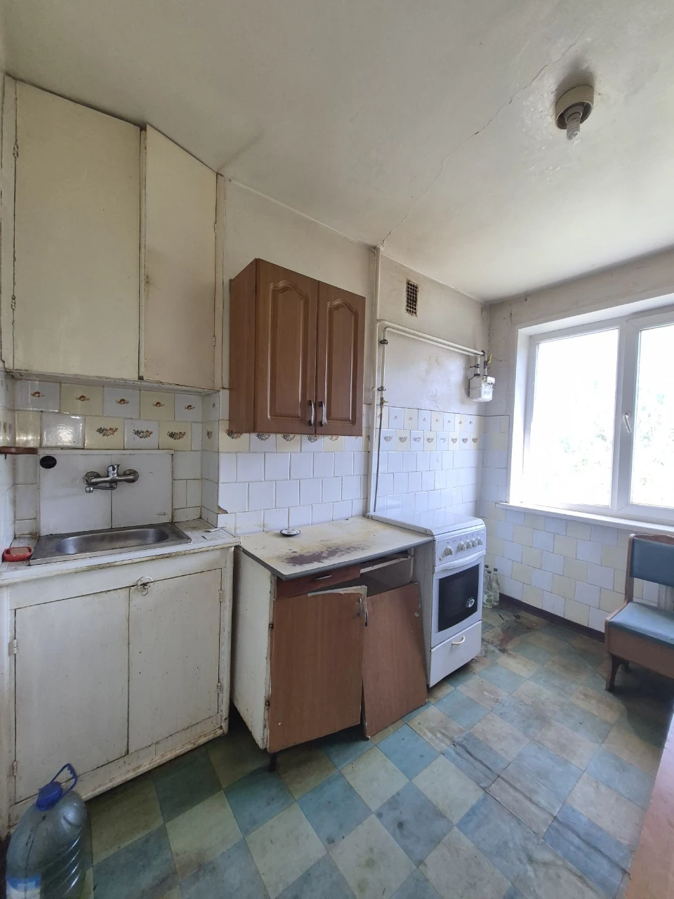 Продам 2х комн квартира 6/9 у. Днепровское шосе, 64 Ласточка