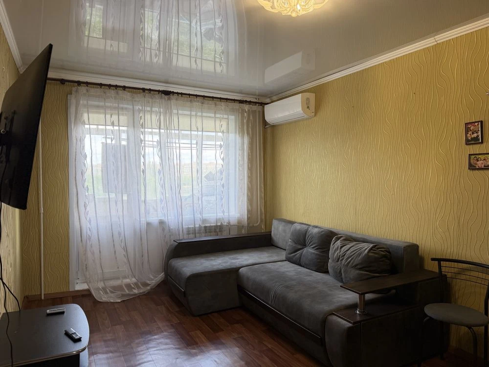 Продаж 2-кімнатній квартири за адресою: Східний-3, вулиця Лісового, 33.