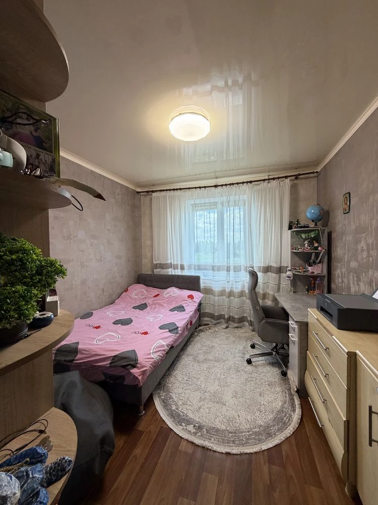Продаж 2-кімнатній квартири за адресою: Східний-3, вулиця Лісового, 33.
