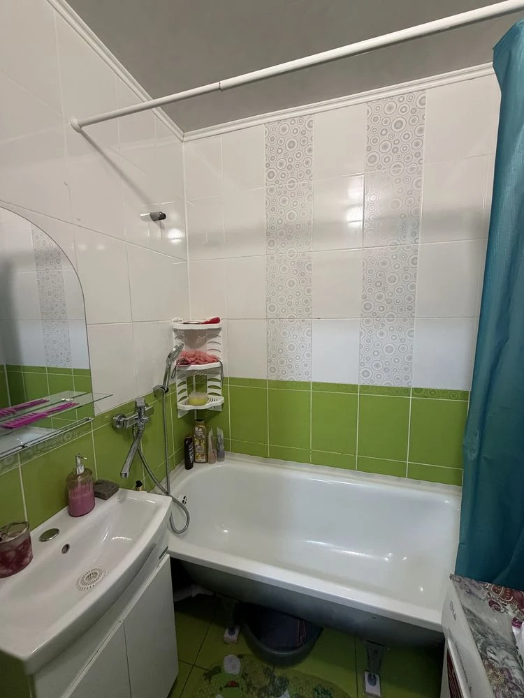 Продаж 2-кімнатній квартири за адресою: Східний-3, вулиця Лісового, 33.