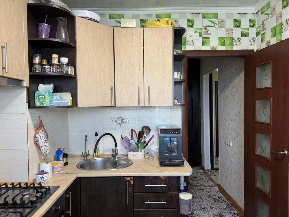 Продаж 2-кімнатній квартири за адресою: Східний-3, вулиця Лісового, 33.