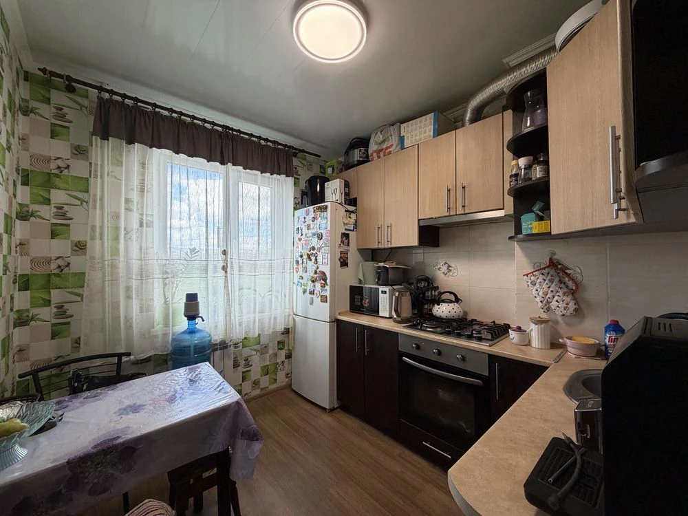 Продаж 2-кімнатній квартири за адресою: Східний-3, вулиця Лісового, 33.