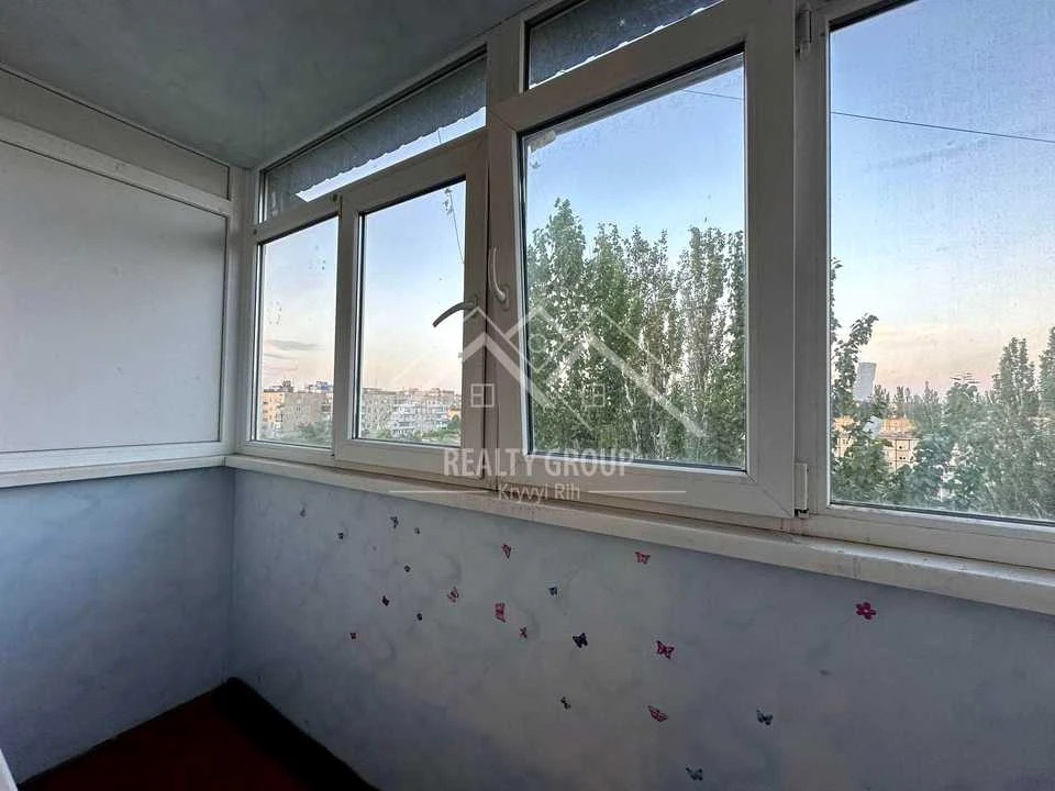 Apartment. 200th Anniversary Avenue, Kryvyi Rih