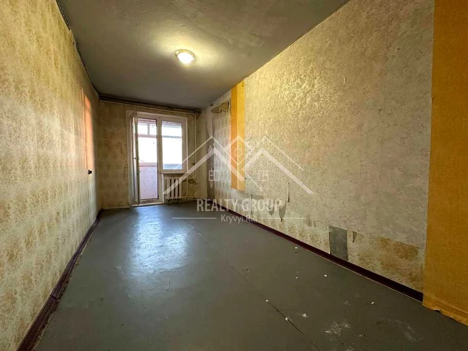 Apartment. 200th Anniversary Avenue, Kryvyi Rih