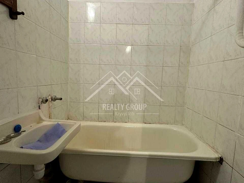 Apartment. 200th Anniversary Avenue, Kryvyi Rih
