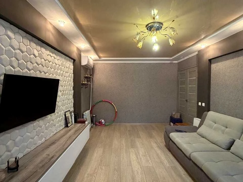 Apartment. Kryvyi Rih, Peremohy Prospect