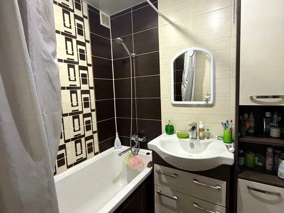 Apartment. Kryvyi Rih, Peremohy Prospect