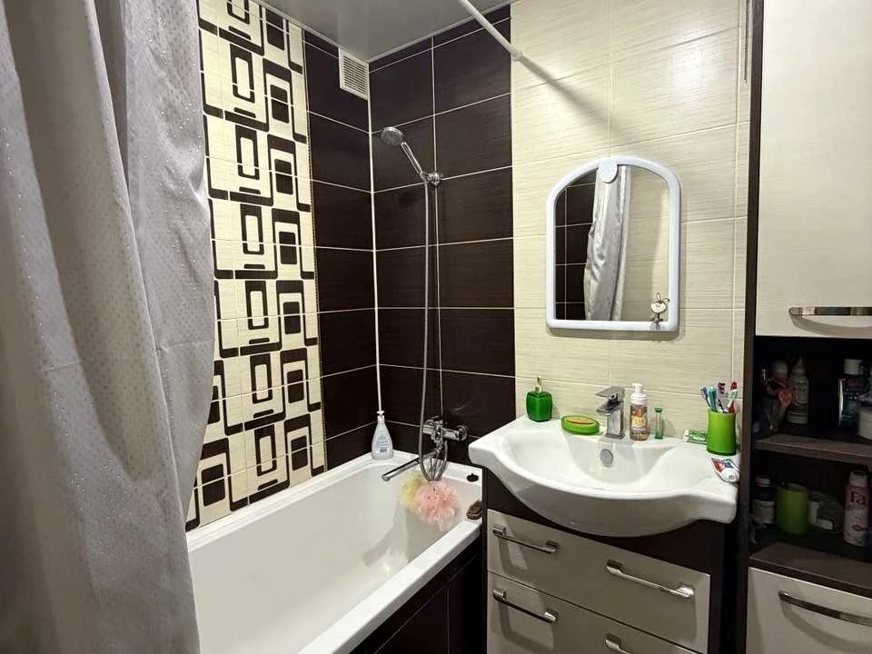 Apartment. Kryvyi Rih, Peremohy Prospect