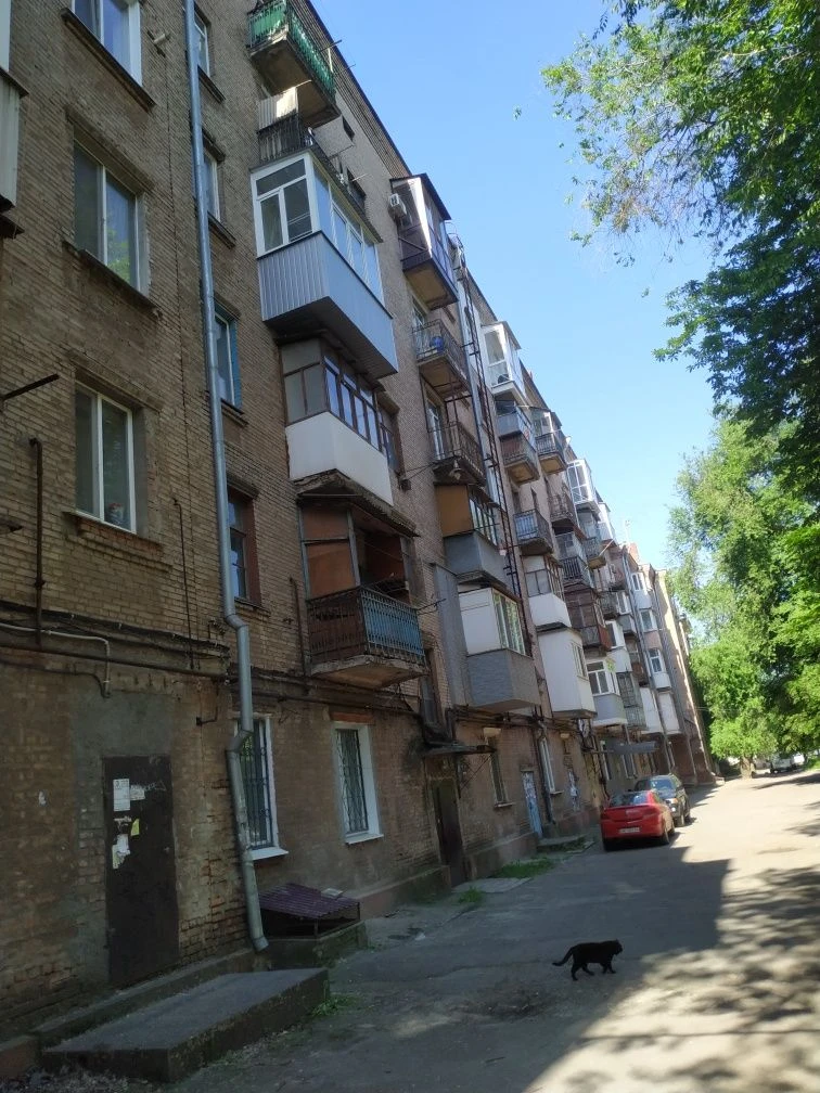 4х ком. кв. (92 М2). 2/6  перепланирована Улица Героев АТО