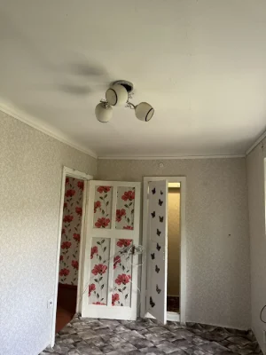 Продаем 2 комнатную квартиру Терновской район, 17 квартал.