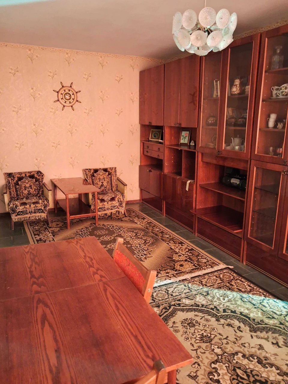 3-bedroom apartment