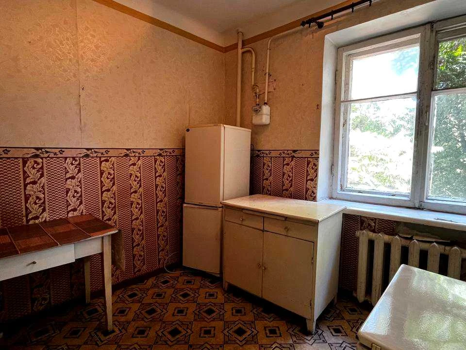 Apartment. Krivoi Rog, Sobornosti Street (Kasiora)