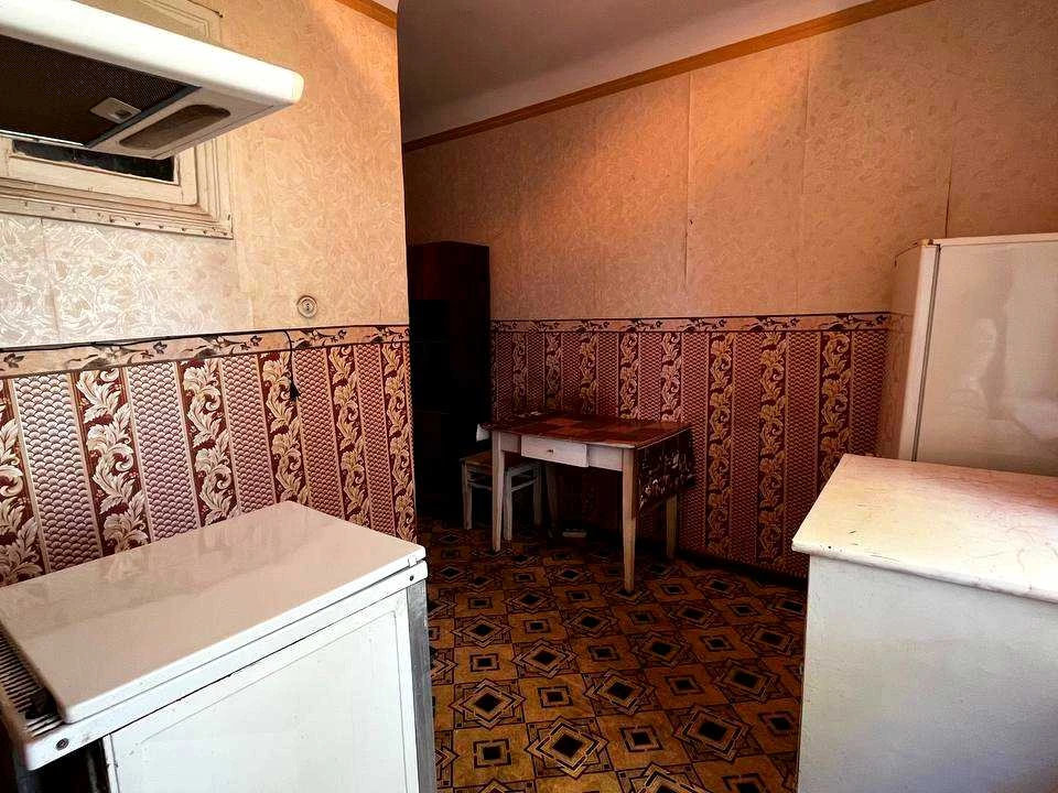 Apartment. Krivoi Rog, Sobornosti Street (Kasiora)