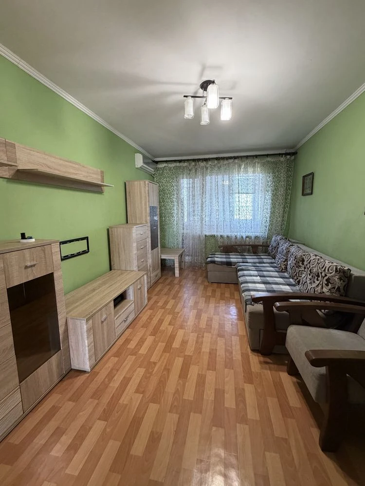 For Sale: 3-bedroom apartment on Post Office Avenue 74.