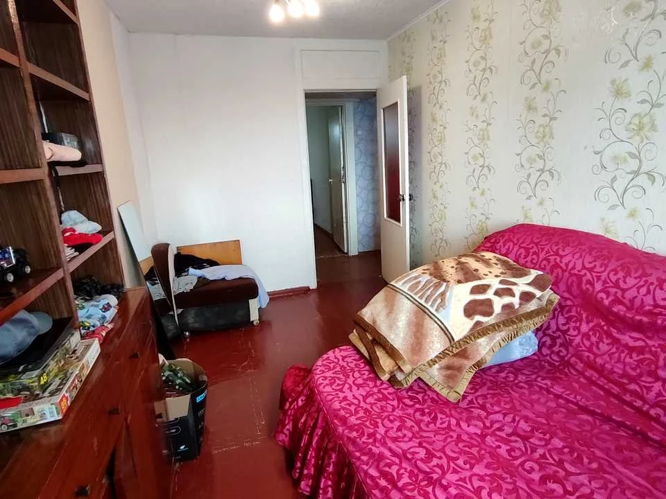 Apartment. John McKenna St. (Armavirskaya), Krivoi Rog