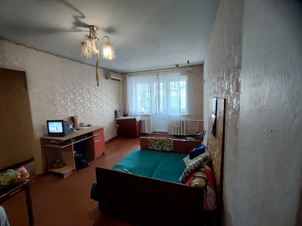 Apartment. John McKenna St. (Armavirskaya), Krivoi Rog
