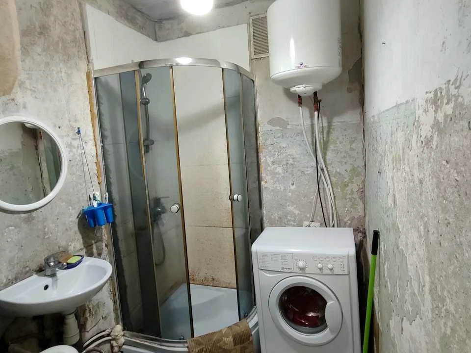 Apartment. John McKenna St. (Armavirskaya), Krivoi Rog